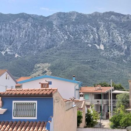 Casa Vacanze Fenu 이르골리 외부 사진